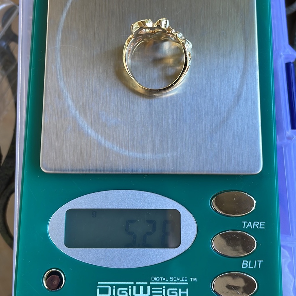 14K Solid Yellow Gold Multiple Heart Ring - Picture 14 of 15